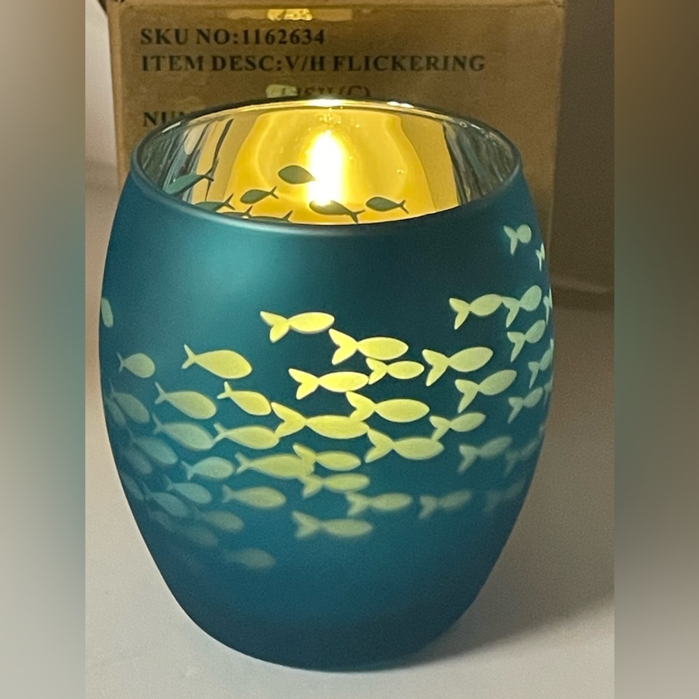 Yankee V/H Candle Flicker Votive or Tealight Holder Fish Design